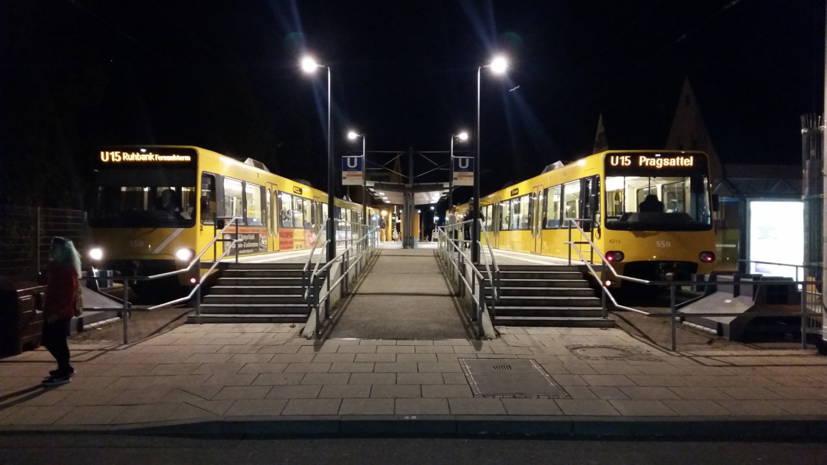 Zwei Stuttgarter Stadtbahnen an der Endstation Stammheim